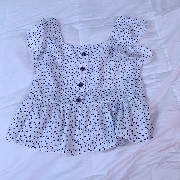 WHITE RUFFLE TOP - Picture 2 of 3